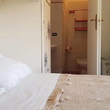 Petit Maison *